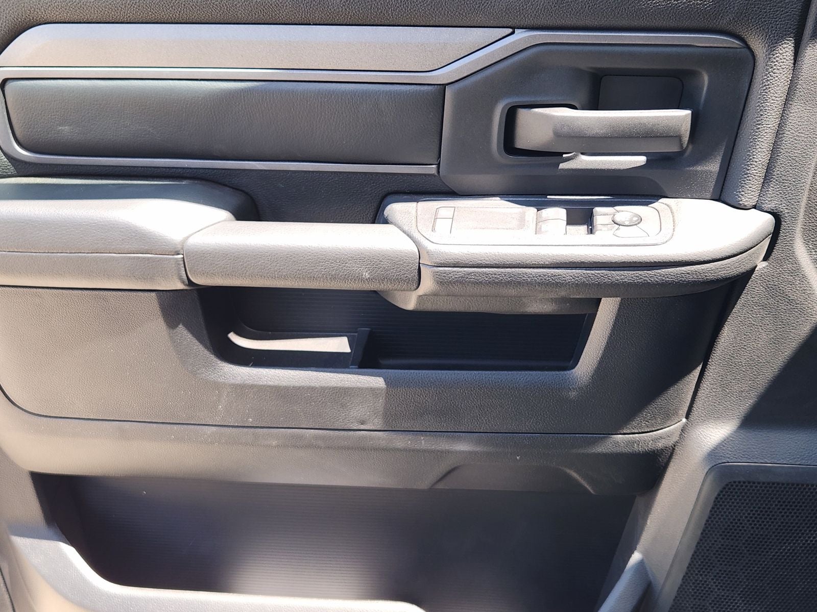 2025 RAM Ram 3500 Chassis Cab RAM 3500 TRADESMAN CHASSIS REGULAR CAB 4X2 60' CA