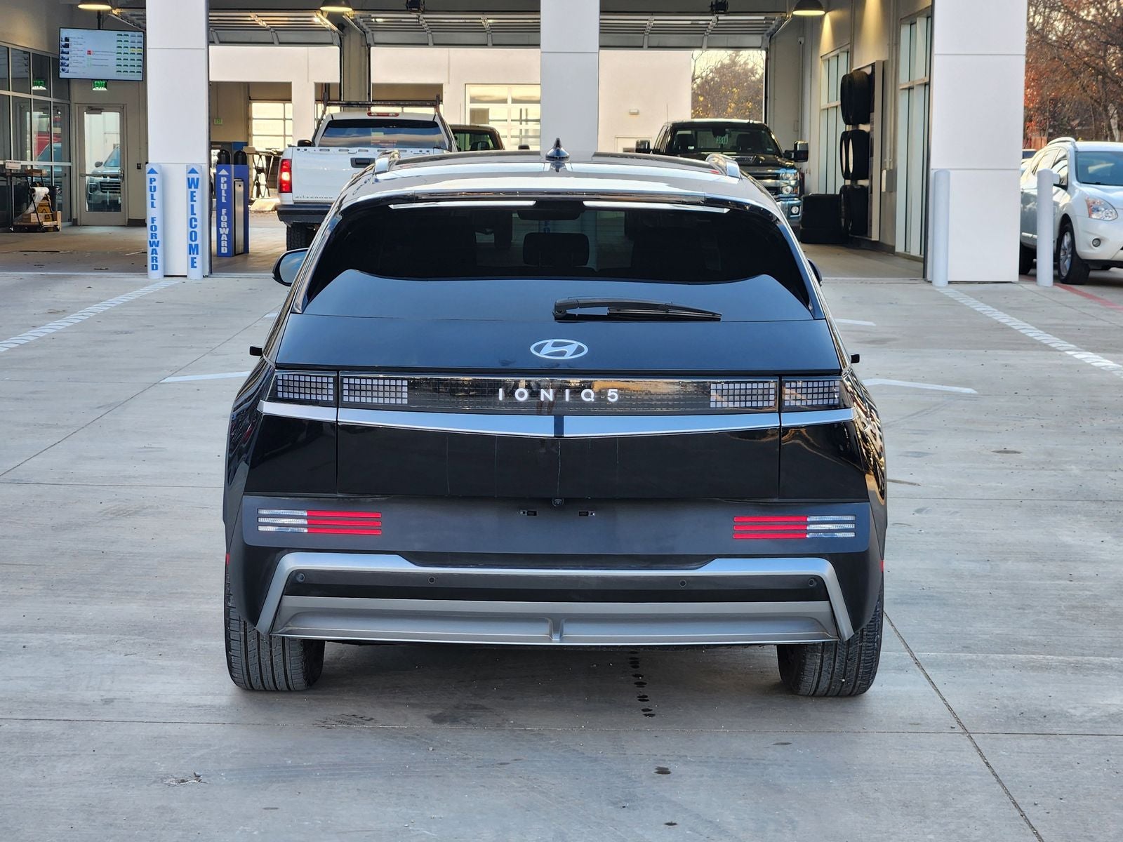 2025 Hyundai IONIQ 5 SEL