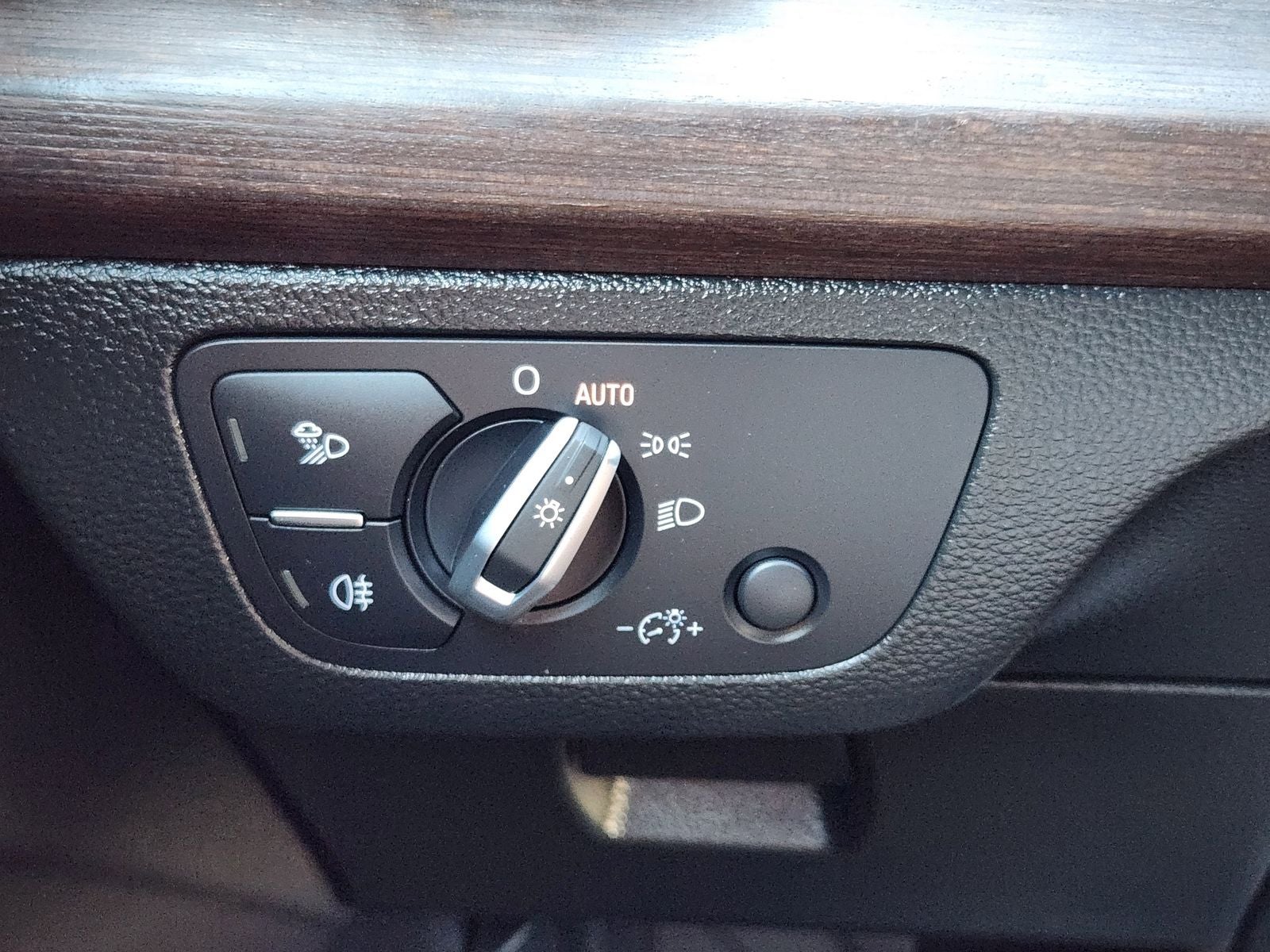 2022 Audi Q5 Premium Plus 45 TFSI S line quattro S tronic