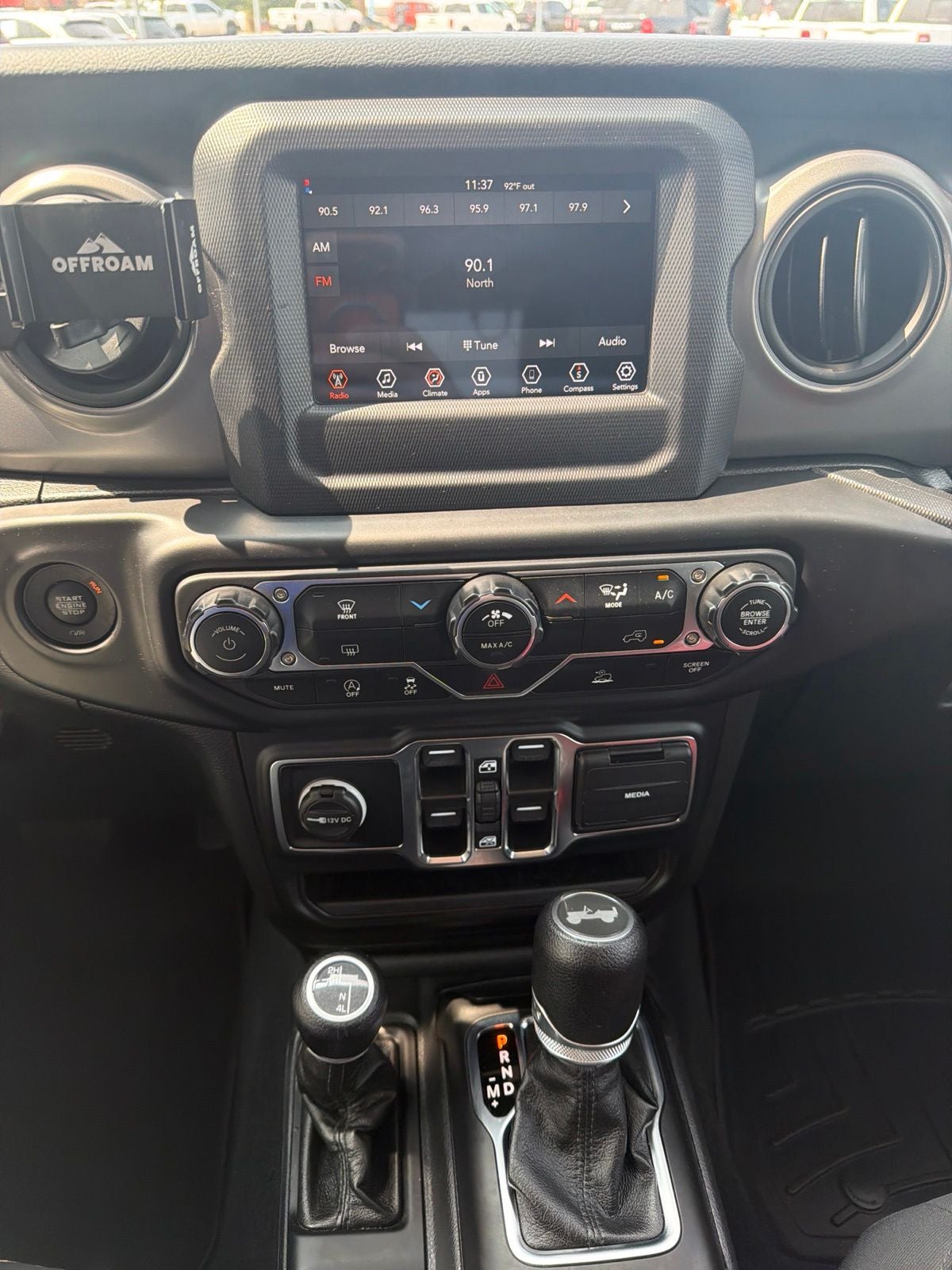 2023 Jeep Wrangler 4-Door Willys 4x4