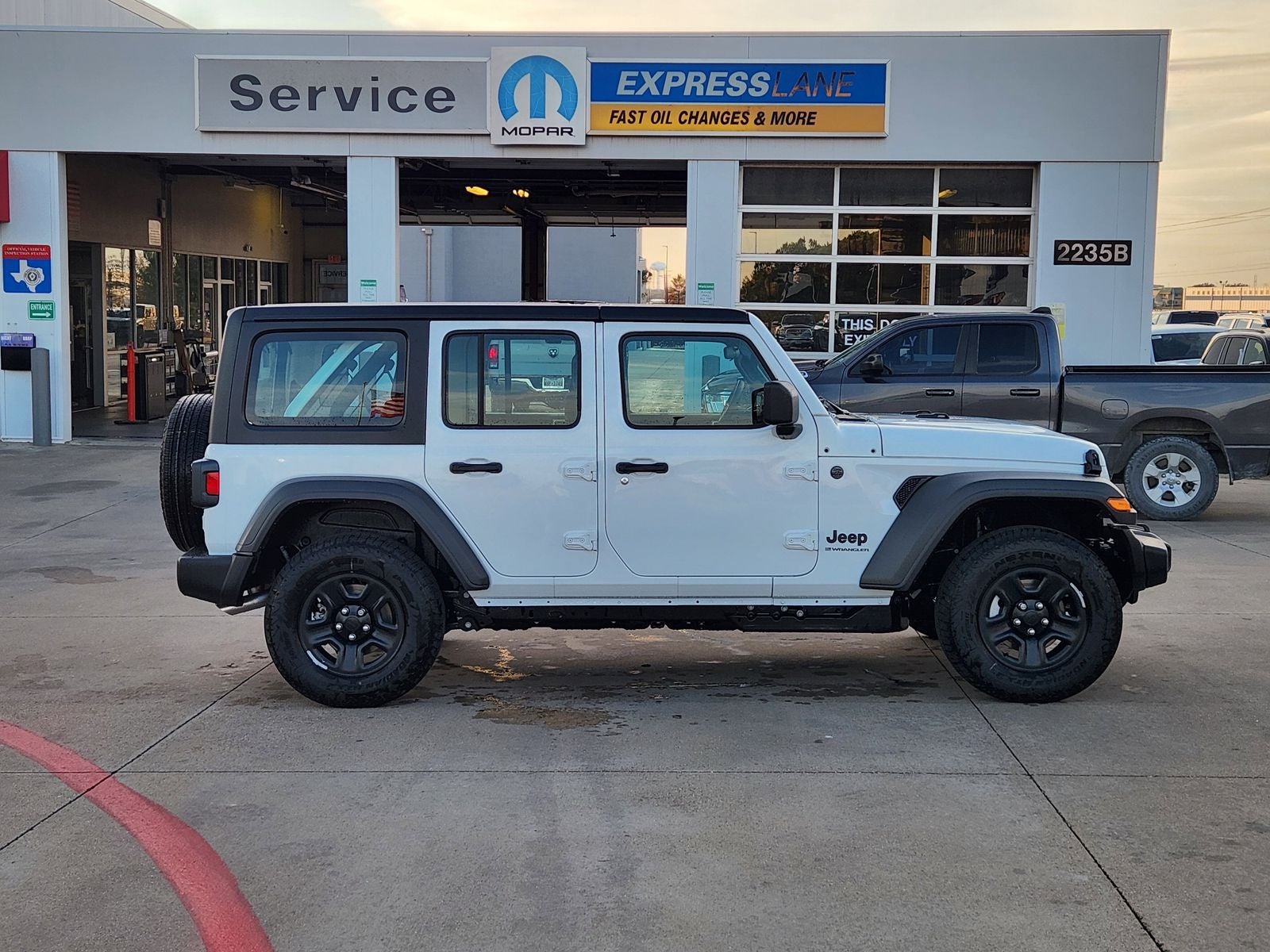 2026 Jeep Wrangler WRANGLER 4-DOOR SPORT