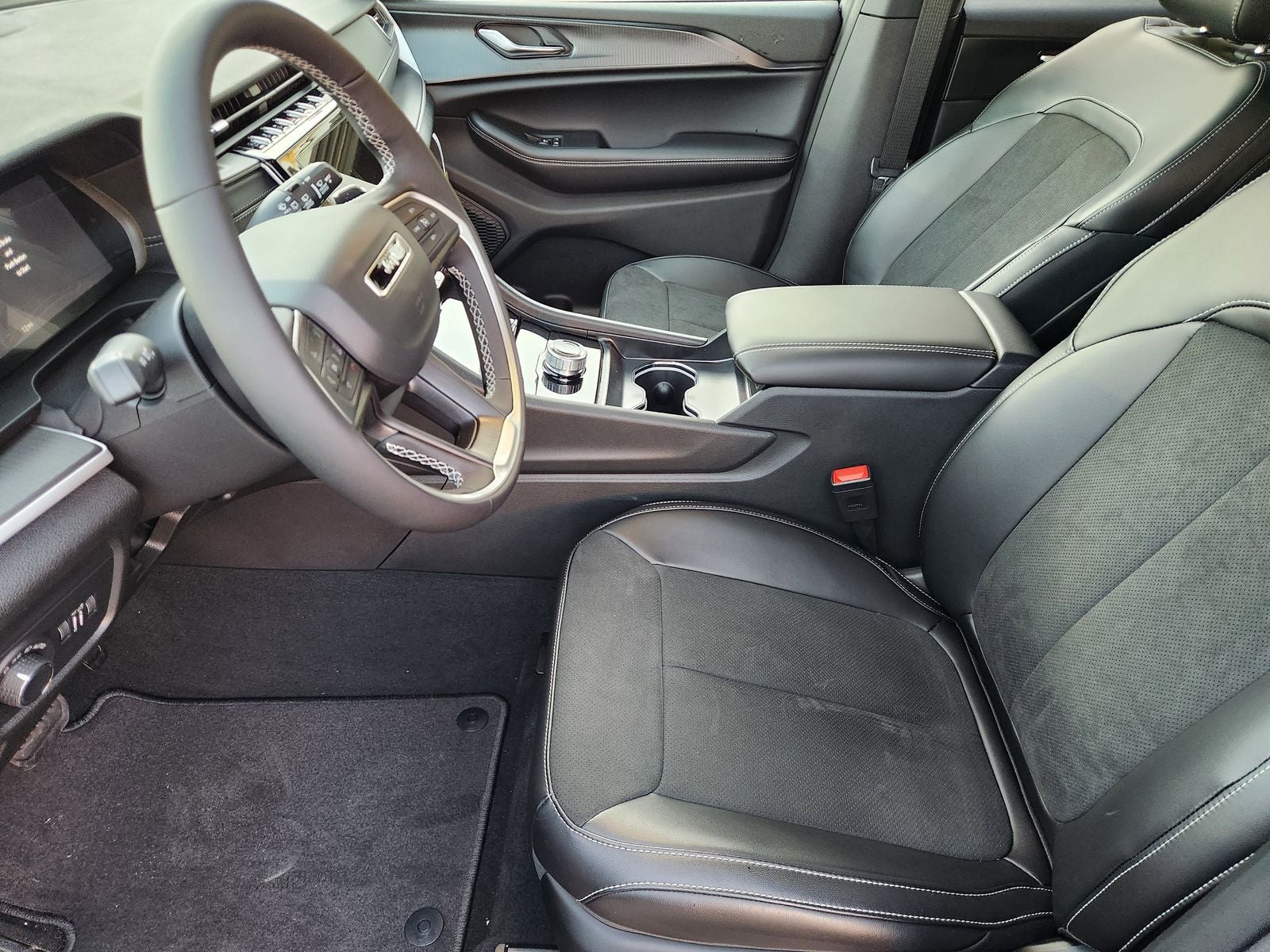 2025 Jeep Grand Cherokee GRAND CHEROKEE ALTITUDE X 4X2