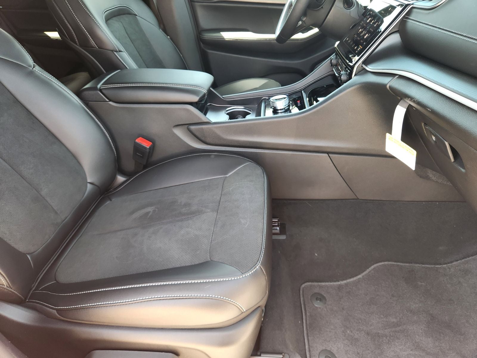 2025 Jeep Grand Cherokee GRAND CHEROKEE ALTITUDE X 4X2