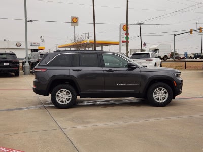 2025 Jeep Grand Cherokee GRAND CHEROKEE LAREDO 4X2
