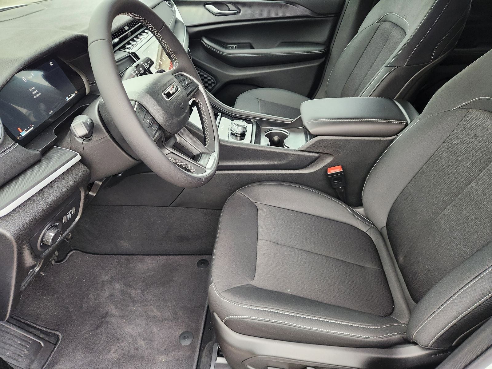 2025 Jeep Grand Cherokee GRAND CHEROKEE LAREDO X 4X2