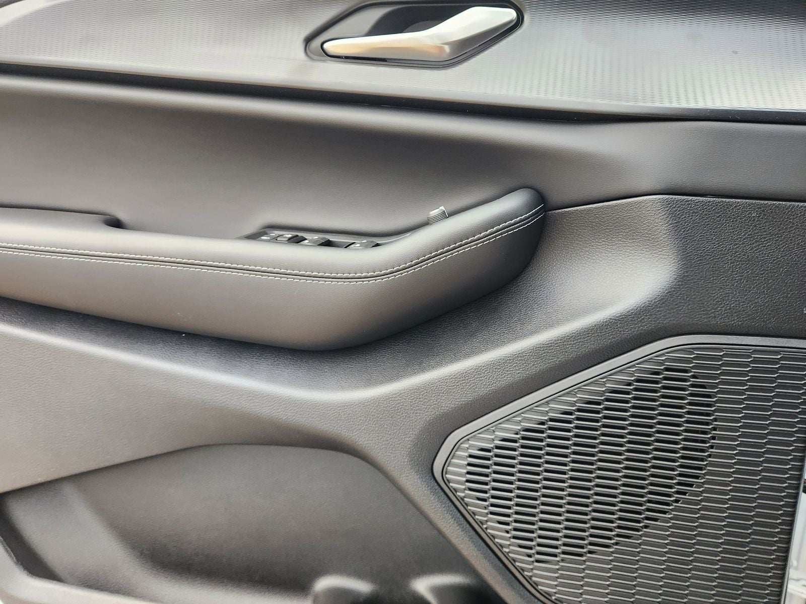 2025 Jeep Grand Cherokee GRAND CHEROKEE LAREDO X 4X2