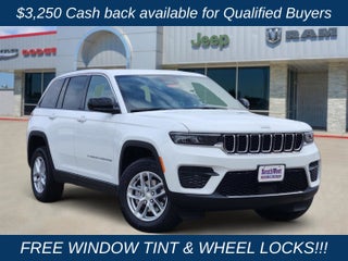 2025 Jeep Grand Cherokee GRAND CHEROKEE LAREDO X 4X2