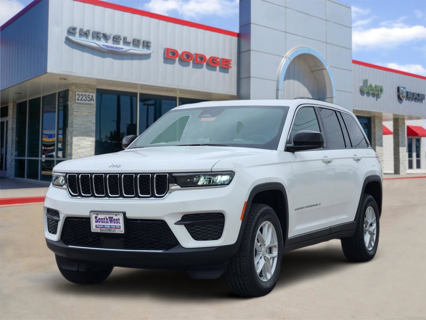 2025 Jeep Grand Cherokee GRAND CHEROKEE LAREDO X 4X2