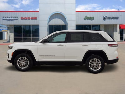 2025 Jeep Grand Cherokee GRAND CHEROKEE LAREDO X 4X2