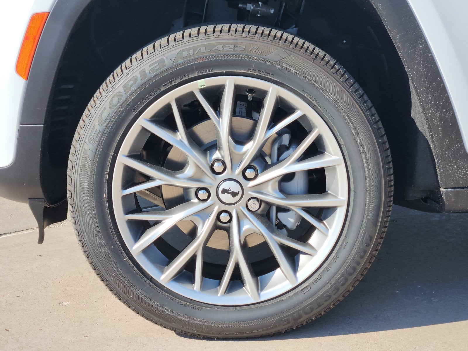 2027 Jeep Grand Cherokee GRAND CHEROKEE LIMITED 4X4