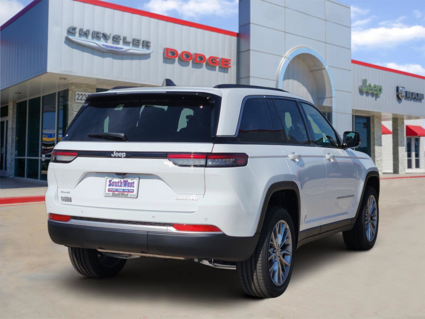 2027 Jeep Grand Cherokee GRAND CHEROKEE LIMITED 4X4