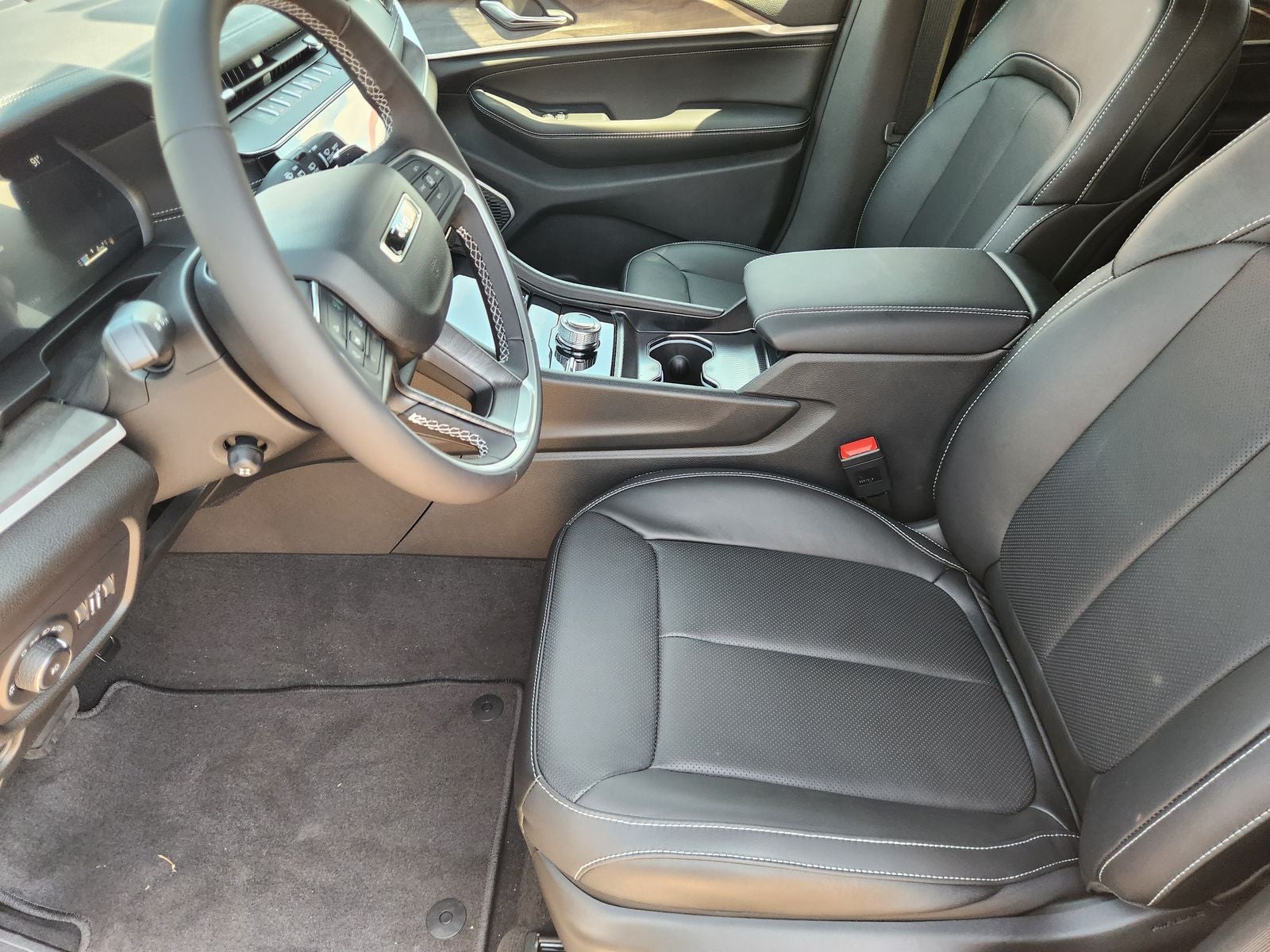 2027 Jeep Grand Cherokee Limited Reserve