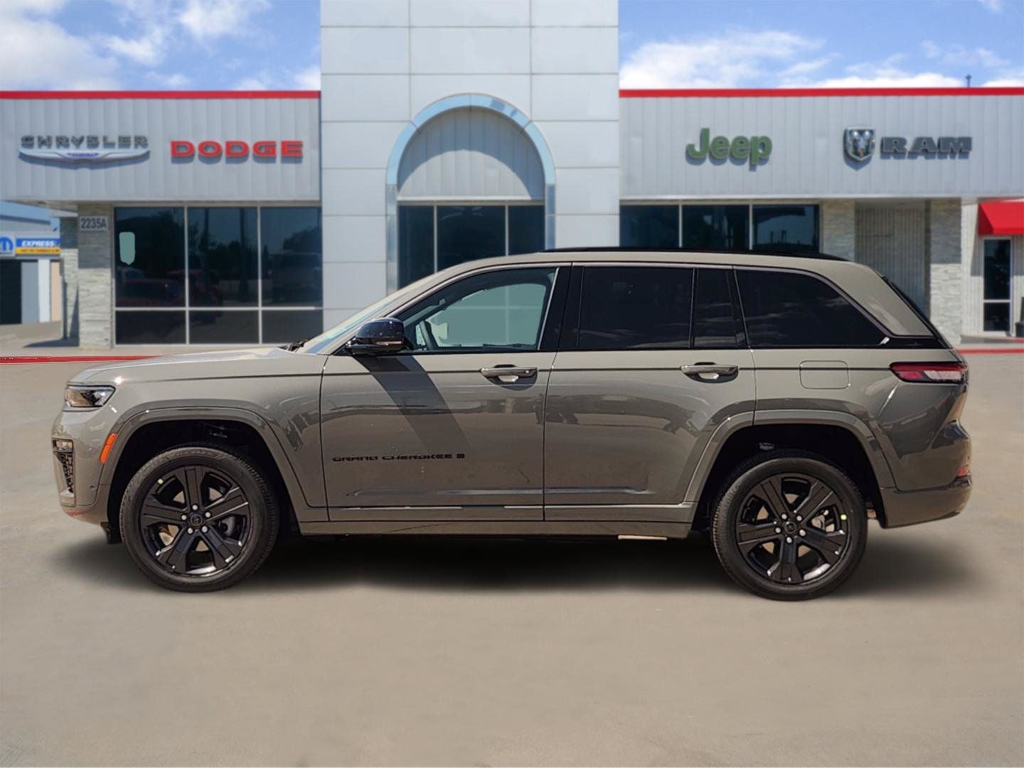 2027 Jeep Grand Cherokee Limited Reserve