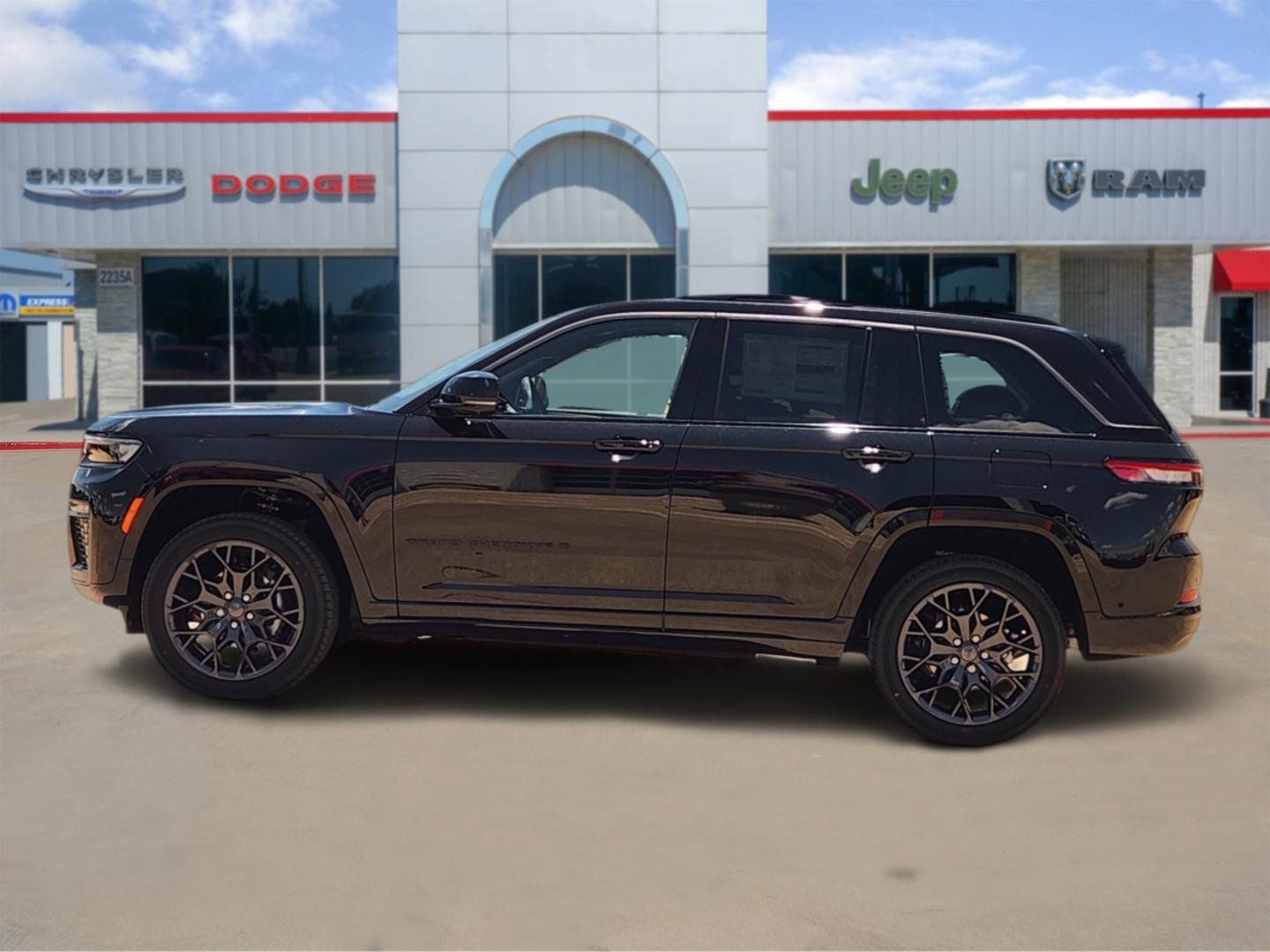 2026 Jeep Grand Cherokee GRAND CHEROKEE SUMMIT 4X4
