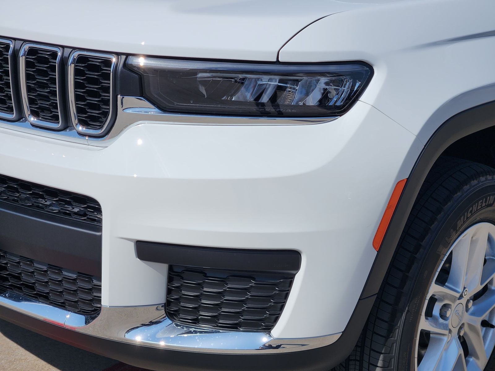 2026 Jeep Grand Cherokee GRAND CHEROKEE L LAREDO X 4X2