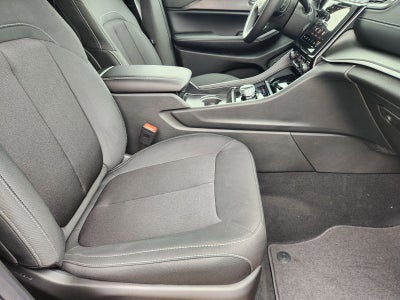 2025 Jeep Grand Cherokee GRAND CHEROKEE L LAREDO X 4X4