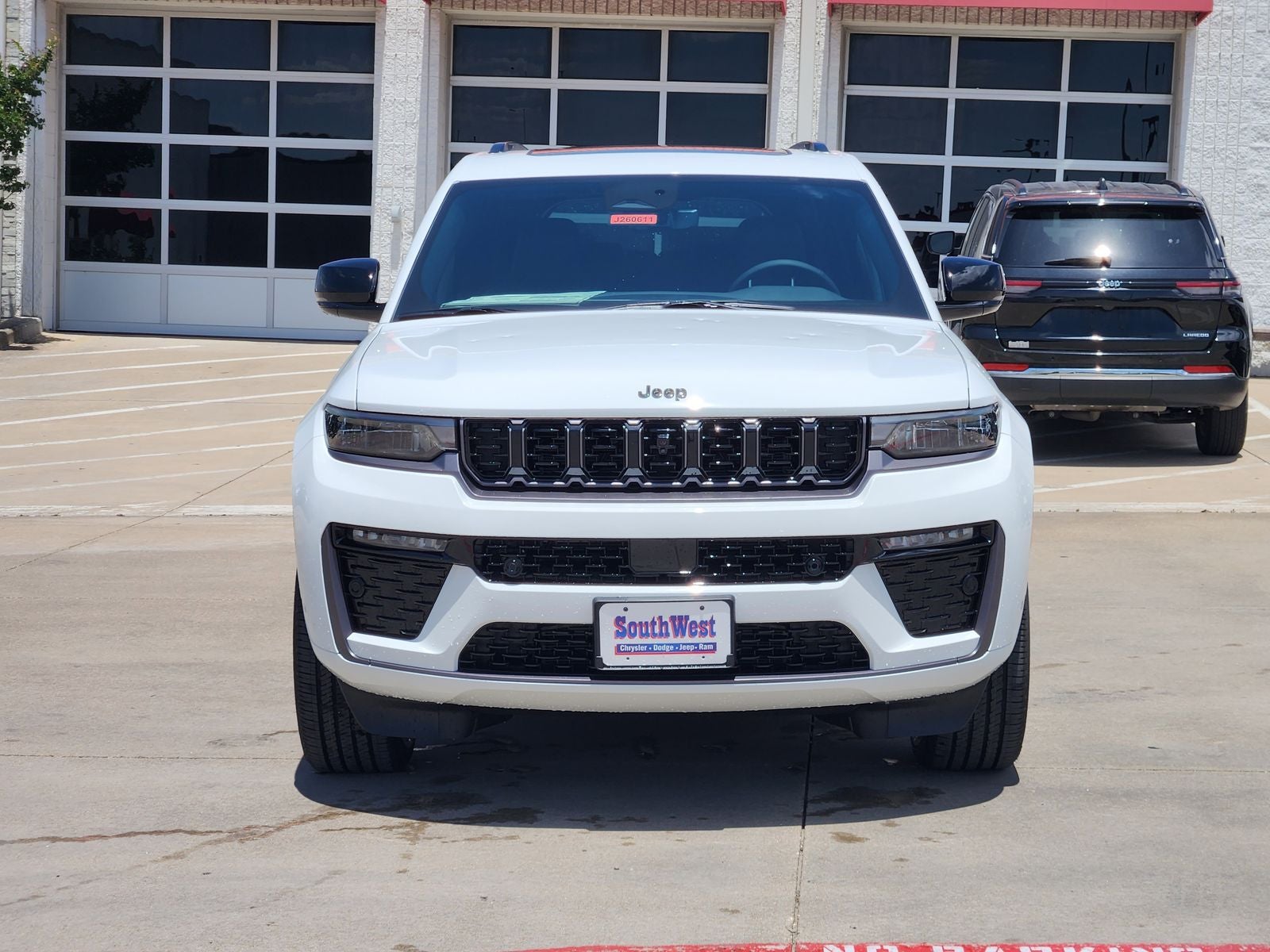 2026 Jeep Grand Cherokee GRAND CHEROKEE L LIMITED RESERVE 4X4