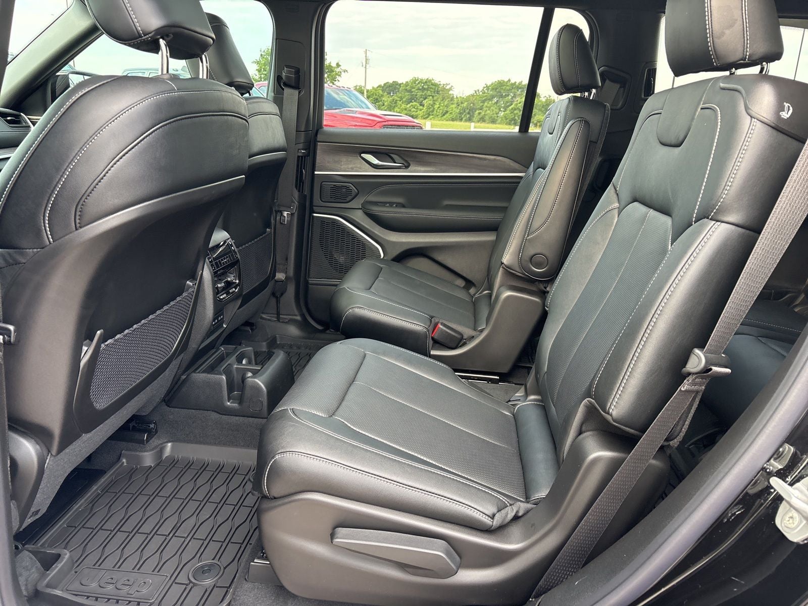 2026 Jeep Grand Cherokee GRAND CHEROKEE L LIMITED RESERVE 4X4