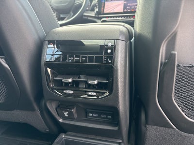 2026 Jeep Grand Cherokee GRAND CHEROKEE L LIMITED RESERVE 4X4