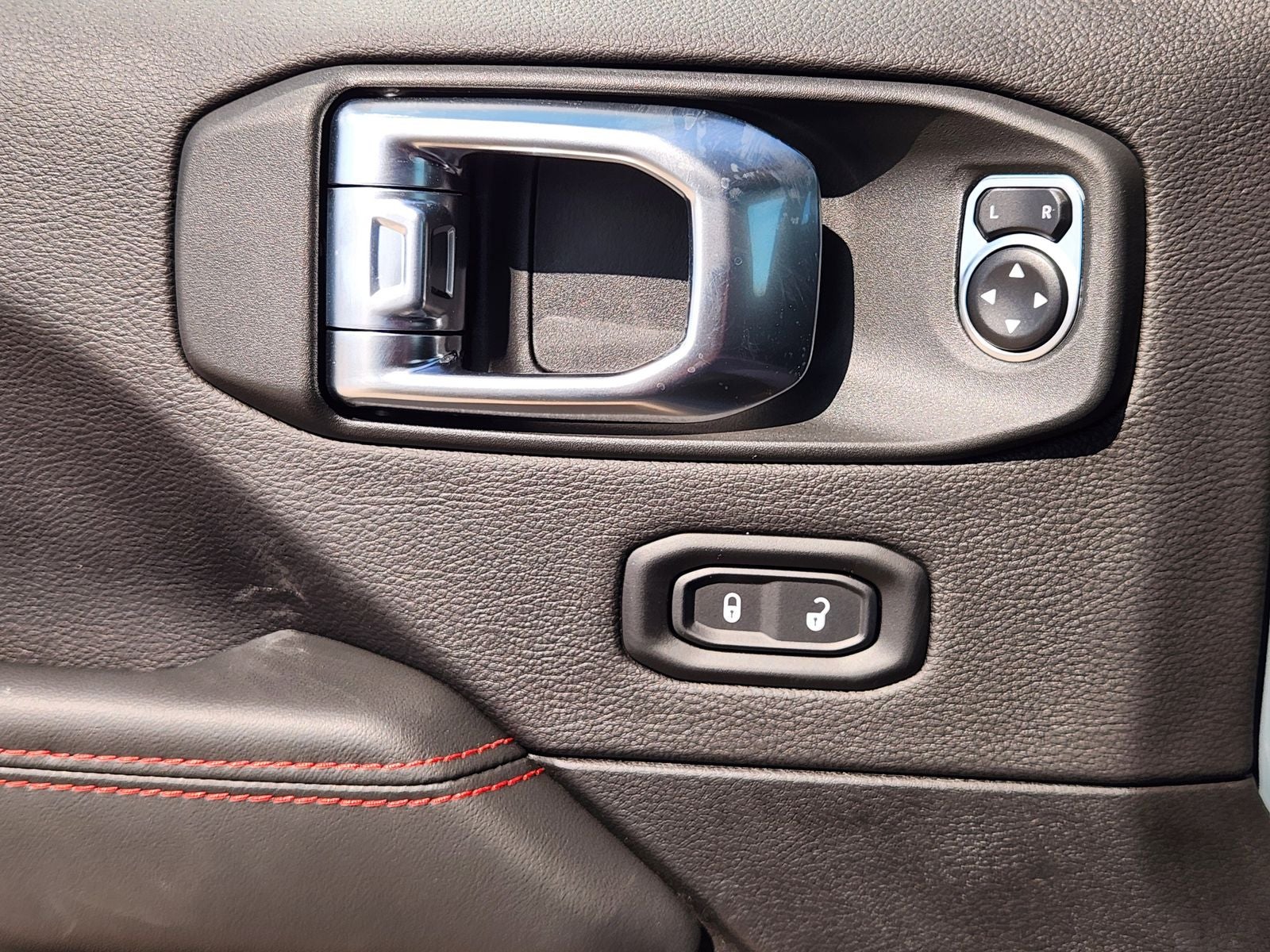 2026 Jeep Wrangler WRANGLER 4-DOOR MOAB 392