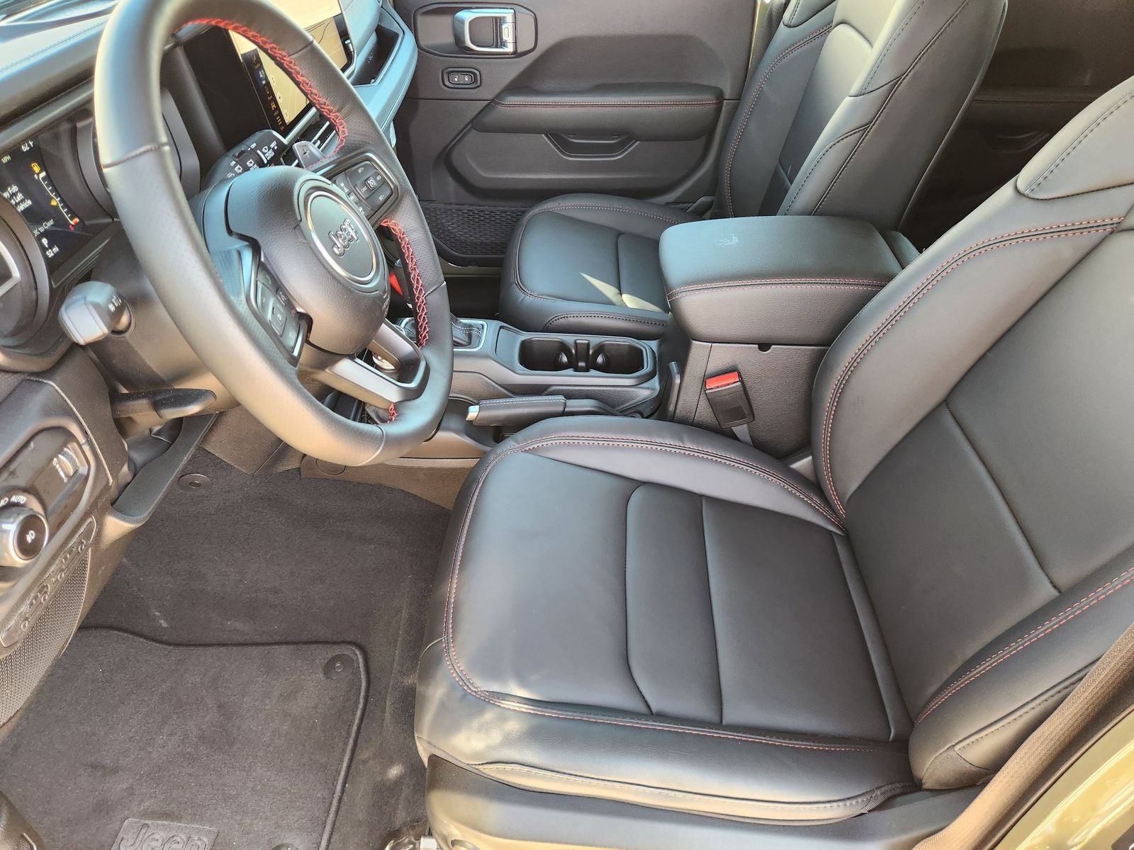 2026 Jeep Wrangler WRANGLER 4-DOOR MOAB 392