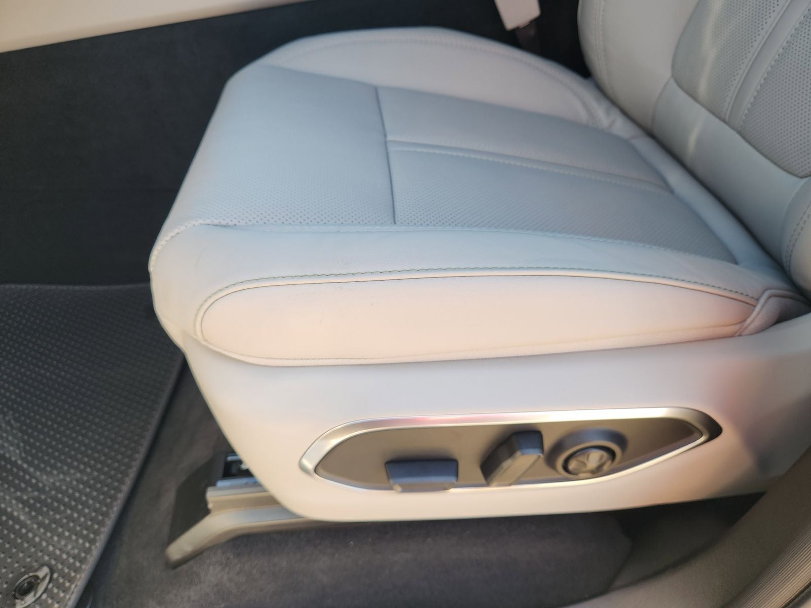 2026 Jeep Grand Wagoneer GRAND WAGONEER 4X2