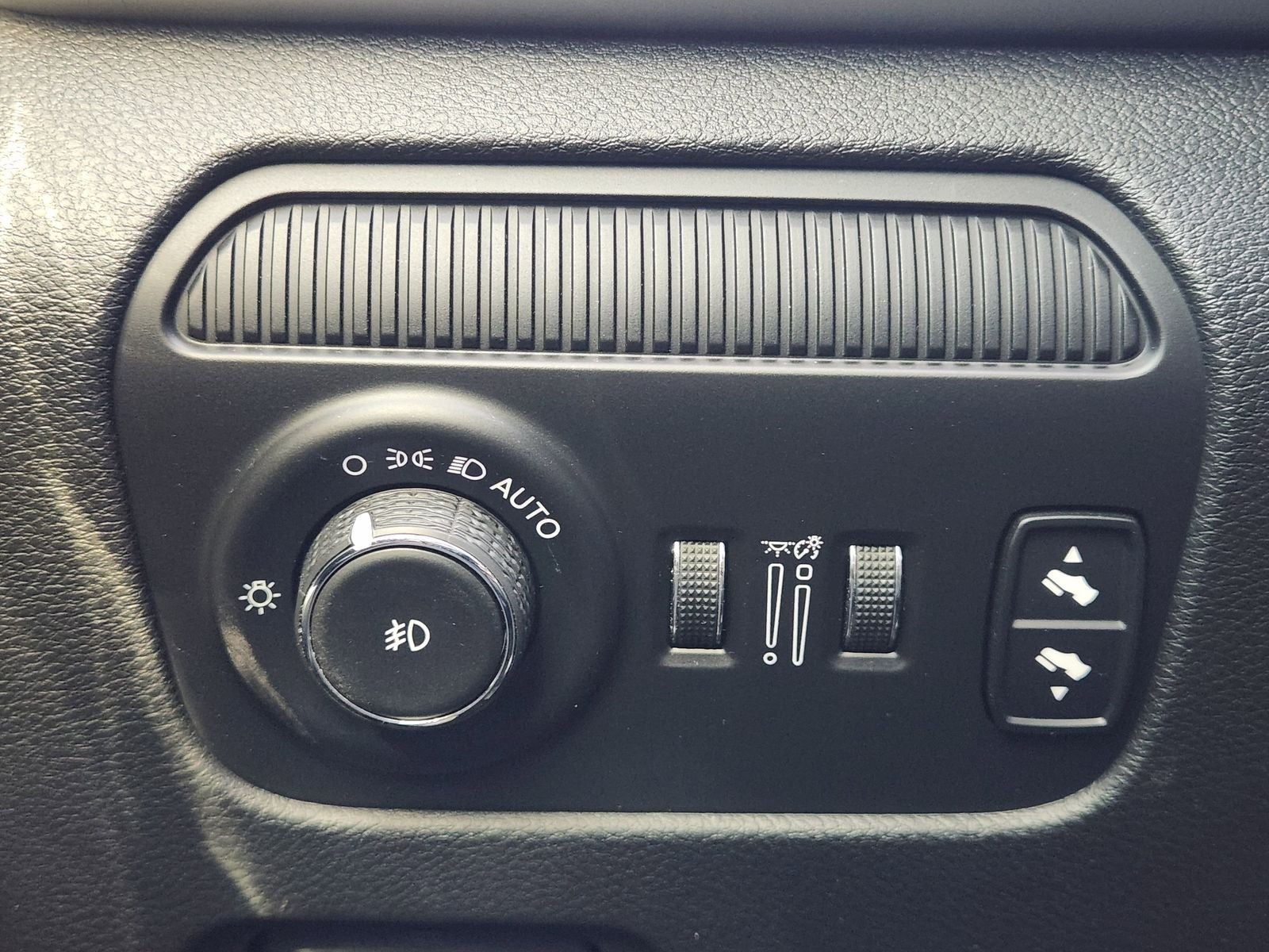 2022 Jeep Wagoneer Series I 4x2