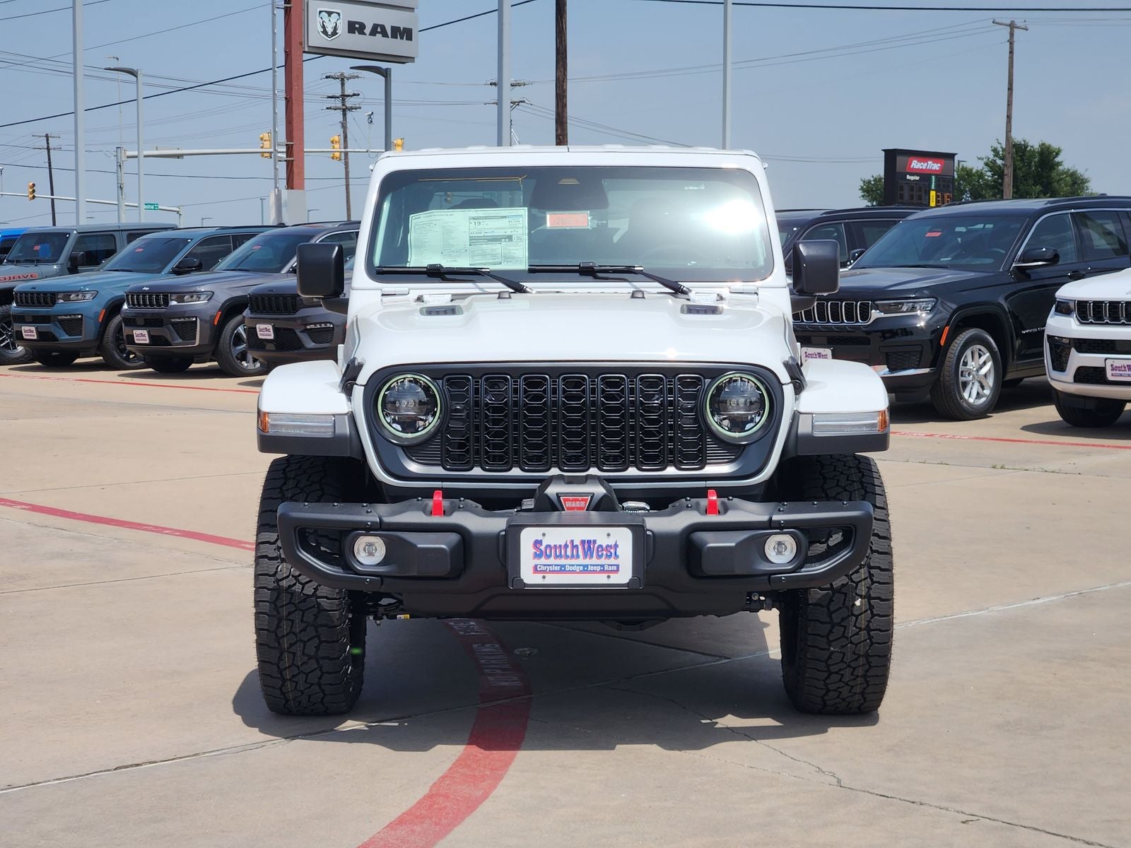 2026 Jeep Gladiator GLADIATOR SHADOW OPS 4X4