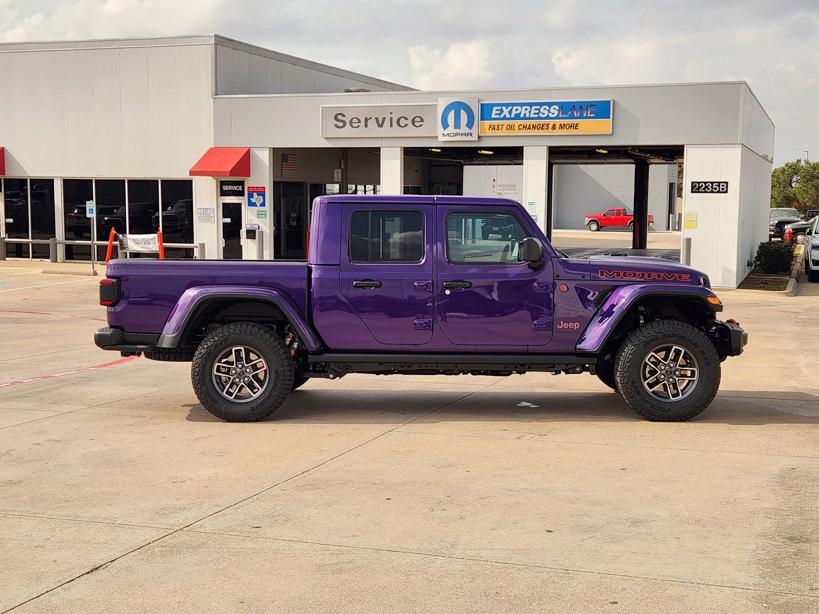 2026 Jeep Gladiator GLADIATOR MOJAVE X 4X4