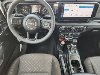 2025 Jeep Gladiator Mojave 4x4