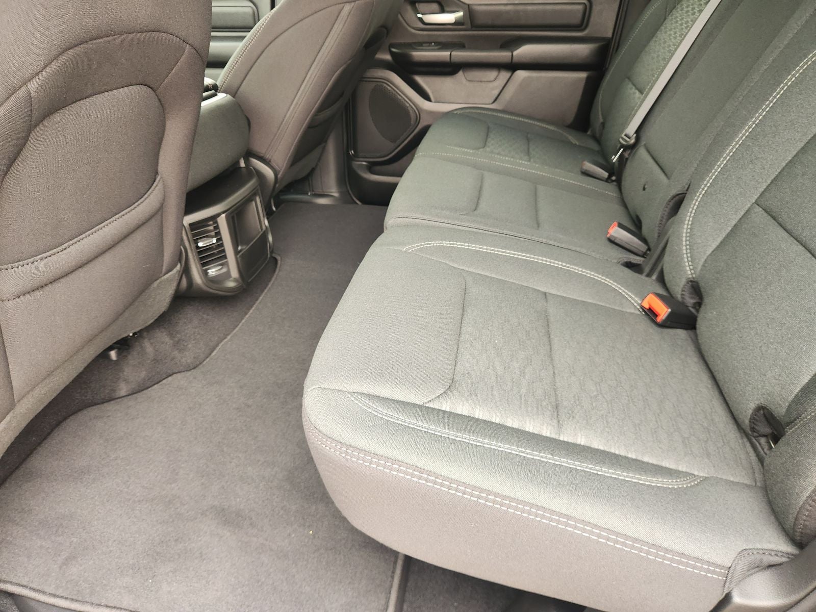 2026 RAM Ram 1500 RAM 1500 EXPRESS CREW CAB 4X2 5'7' BOX