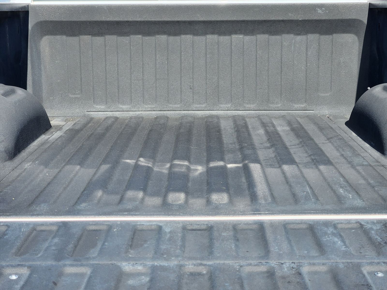 2022 RAM Ram 1500 Laramie Crew Cab 4x2 5'7' Box