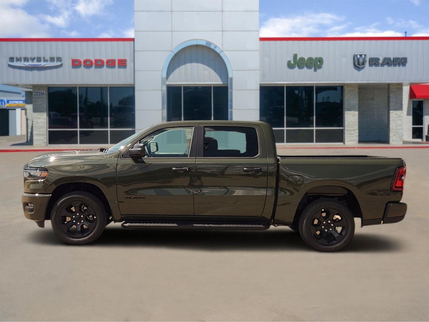 2026 RAM Ram 1500 RAM 1500 EXPRESS CREW CAB 4X4 5'7' BOX