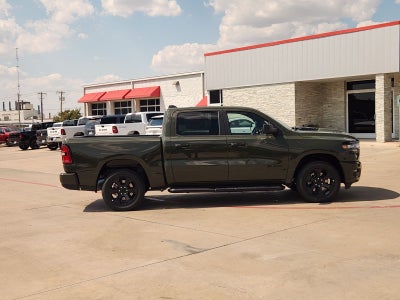 2026 RAM Ram 1500 RAM 1500 EXPRESS CREW CAB 4X4 5'7' BOX