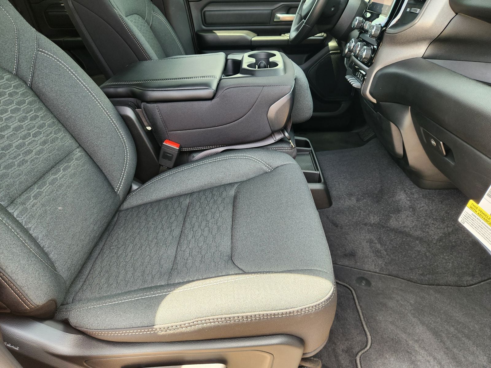 2026 RAM Ram 1500 RAM 1500 EXPRESS QUAD CAB 4X2 6'4' BOX