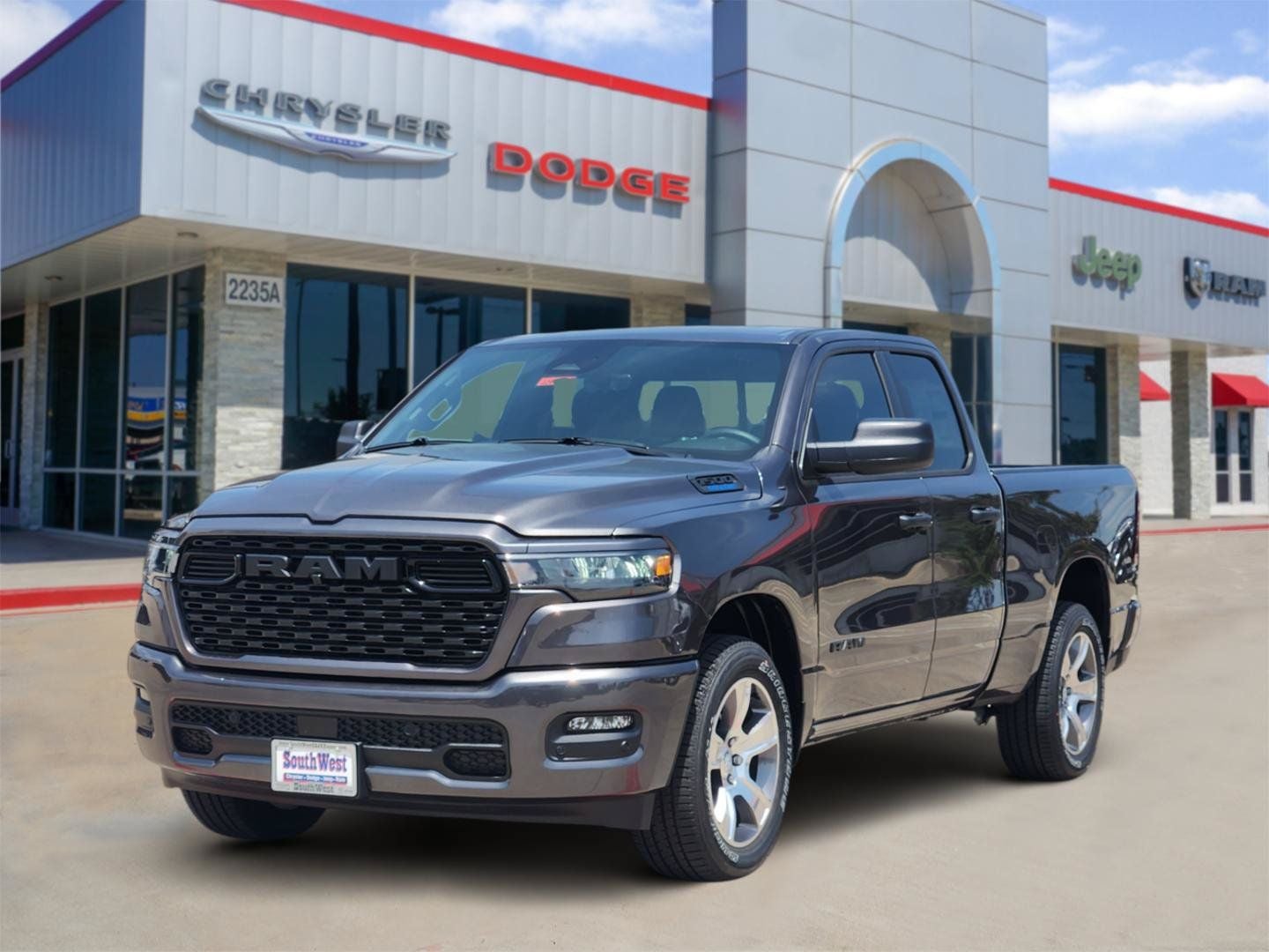 2026 RAM Ram 1500 RAM 1500 EXPRESS QUAD CAB 4X2 6'4' BOX