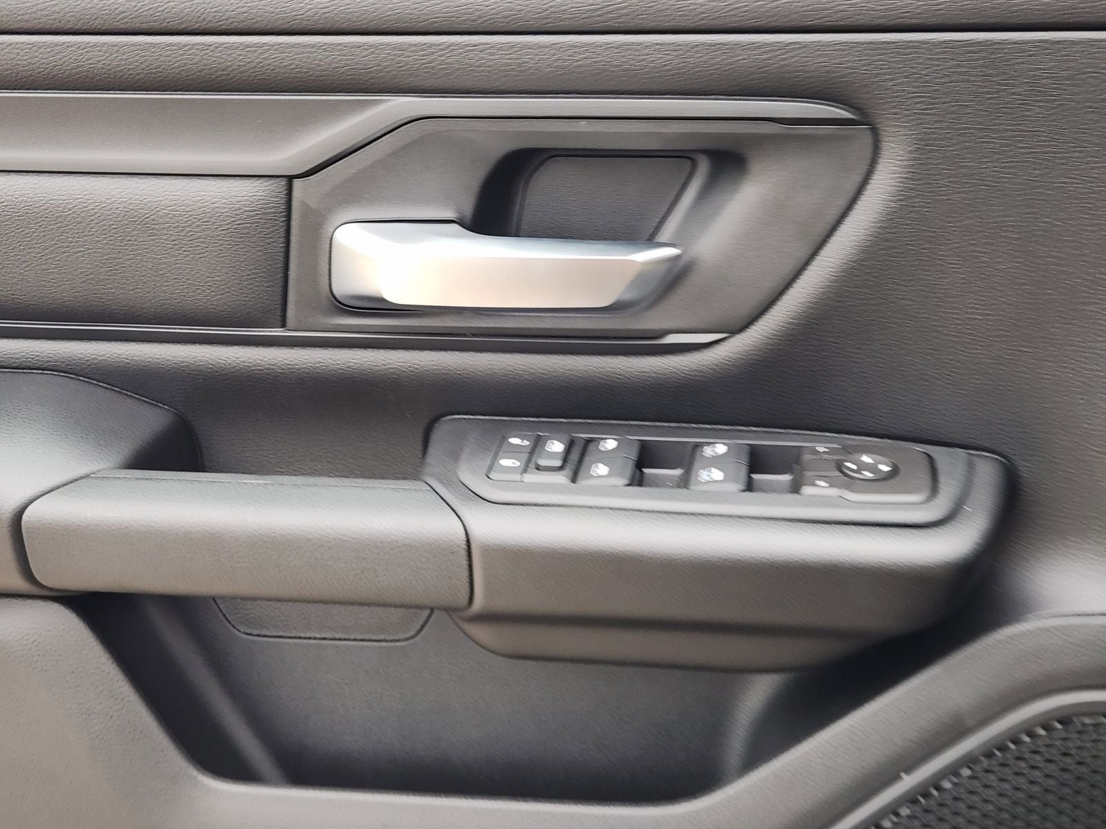 2026 RAM Ram 1500 RAM 1500 EXPRESS QUAD CAB 4X2 6'4' BOX