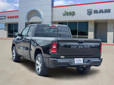 2026 RAM Ram 1500 RAM 1500 EXPRESS QUAD CAB 4X2 6'4' BOX