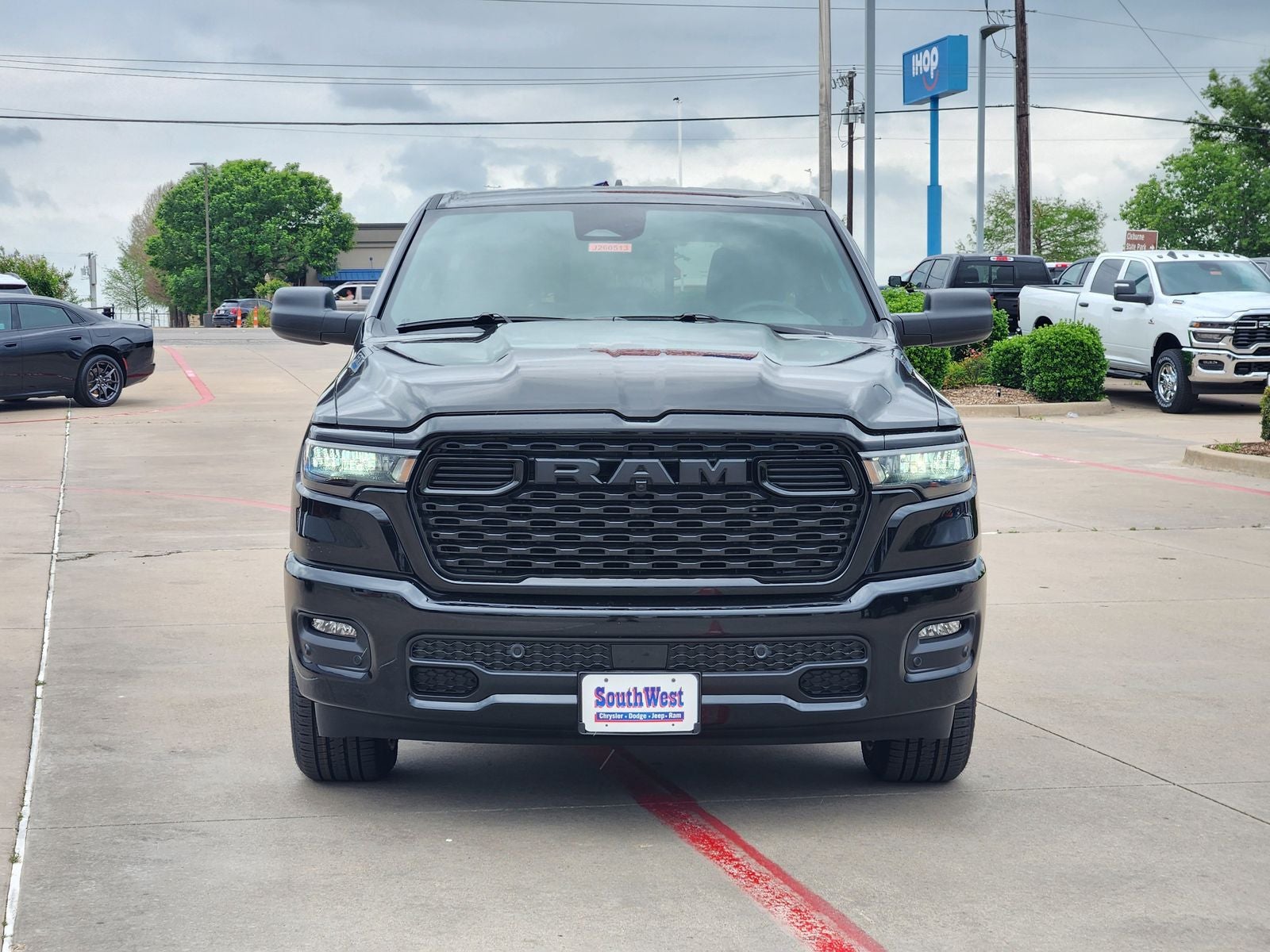 2026 RAM Ram 1500 RAM 1500 EXPRESS QUAD CAB 4X2 6'4' BOX