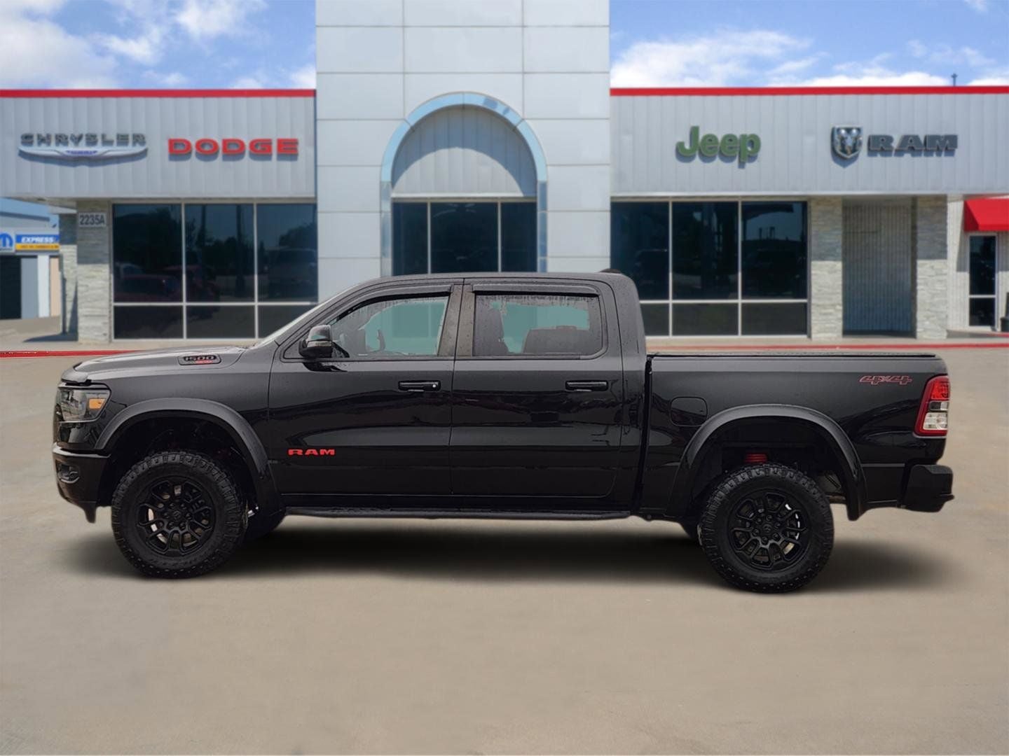 2023 RAM Ram 1500 Lone Star Crew Cab 4x4 5'7' Box