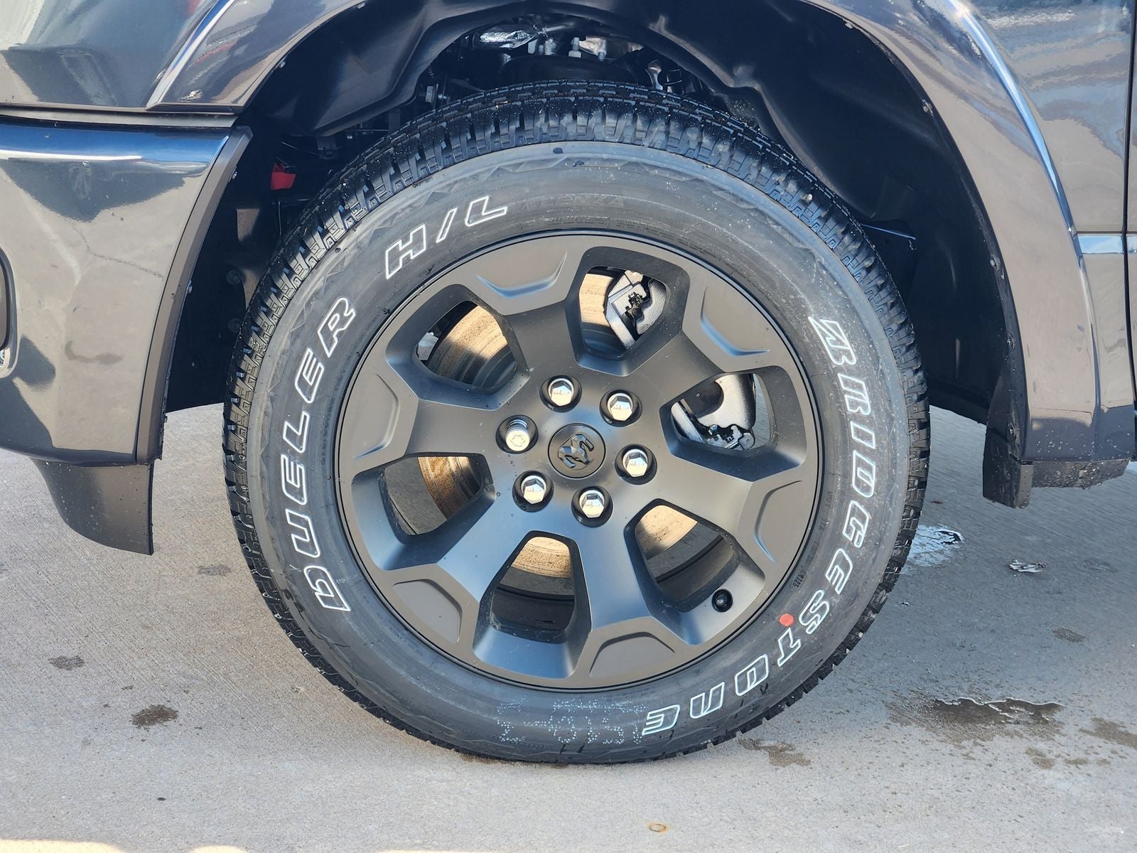 2026 RAM Ram 1500 RAM 1500 LONE STAR CREW CAB 4X4 5'7' BOX