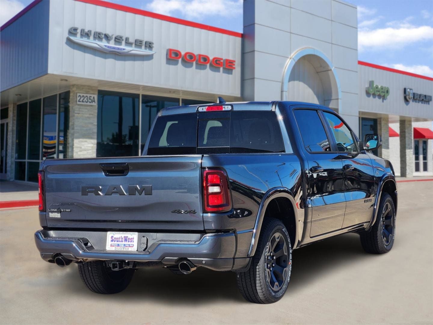 2026 RAM Ram 1500 RAM 1500 LONE STAR CREW CAB 4X4 5'7' BOX