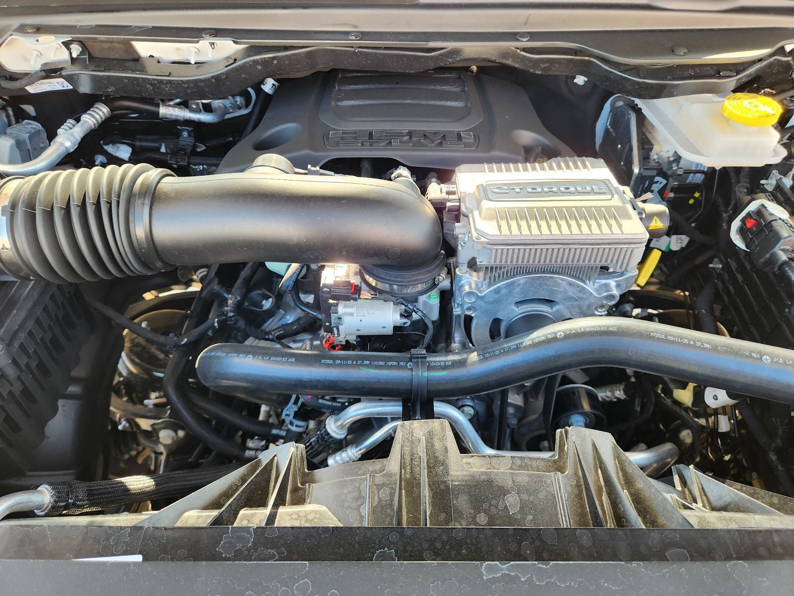 2026 RAM Ram 1500 RAM 1500 LONE STAR CREW CAB 4X4 5'7' BOX