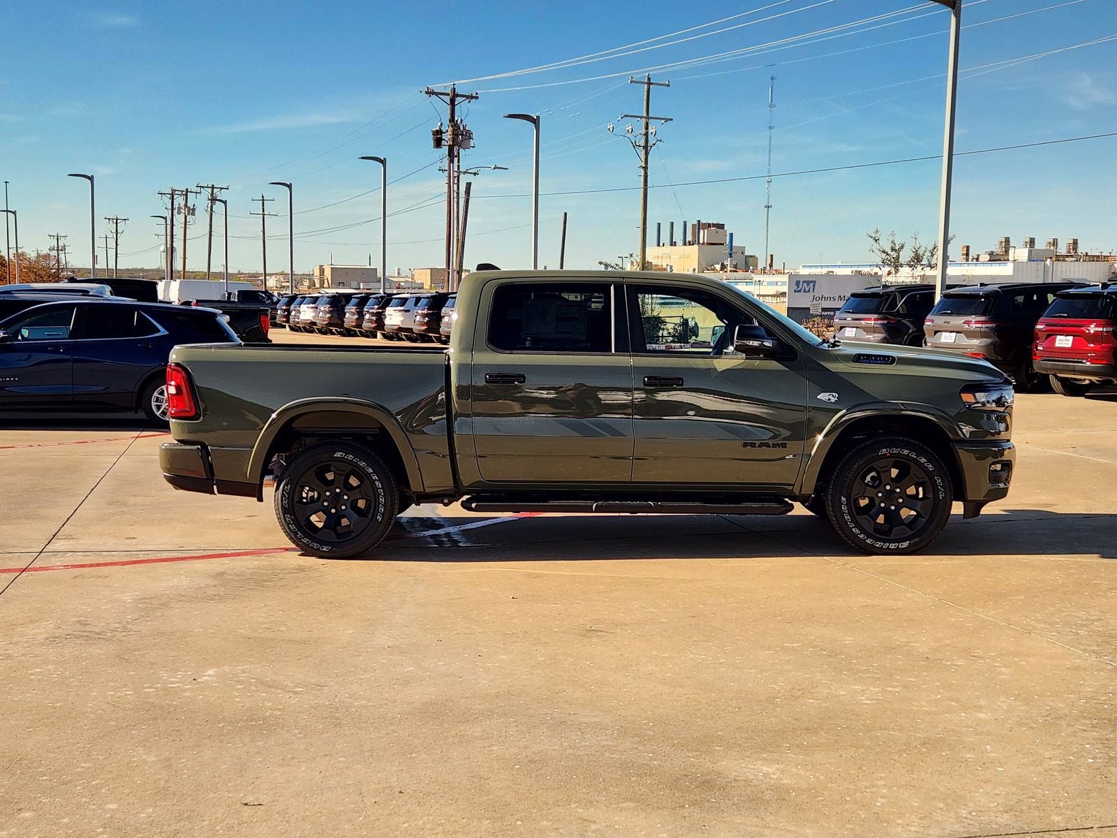 2026 RAM Ram 1500 RAM 1500 LONE STAR CREW CAB 4X4 5'7' BOX