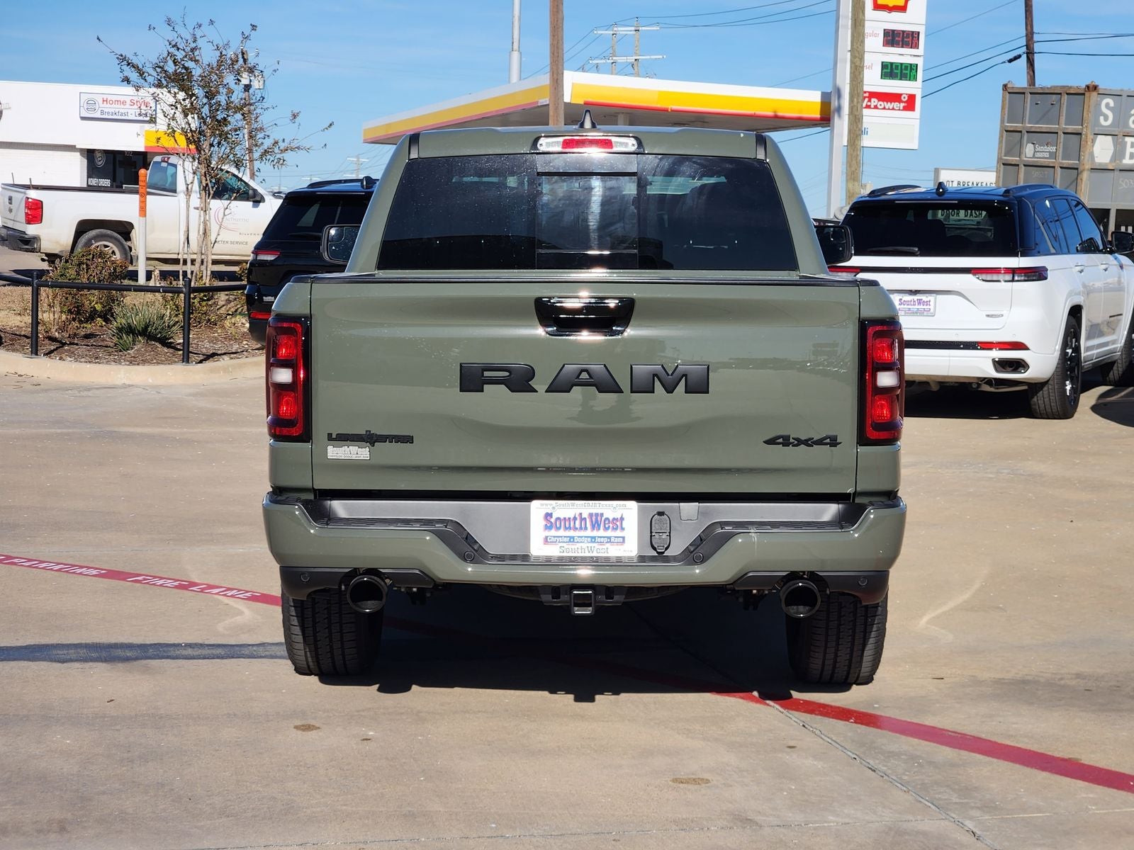 2026 RAM Ram 1500 RAM 1500 LONE STAR CREW CAB 4X4 5'7' BOX