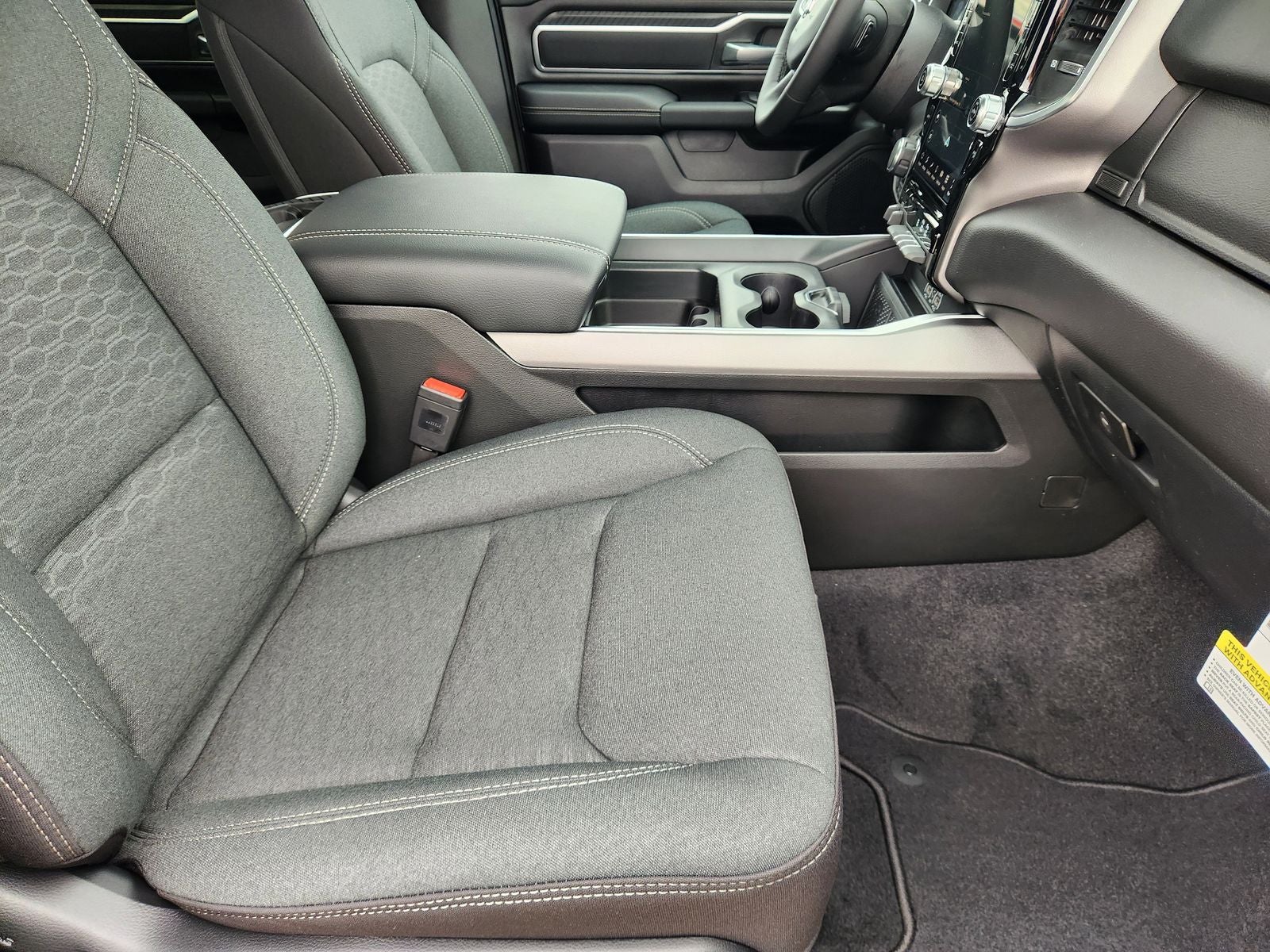 2026 RAM Ram 1500 RAM 1500 LONE STAR CREW CAB 4X4 5'7' BOX