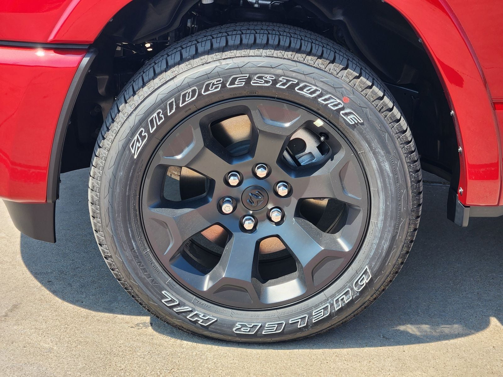 2026 RAM Ram 1500 RAM 1500 LONE STAR CREW CAB 4X4 5'7' BOX