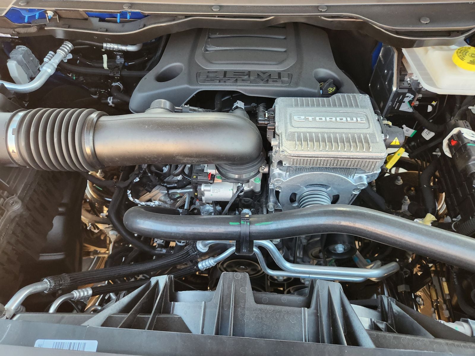 2026 RAM Ram 1500 RAM 1500 LONE STAR CREW CAB 4X4 5'7' BOX