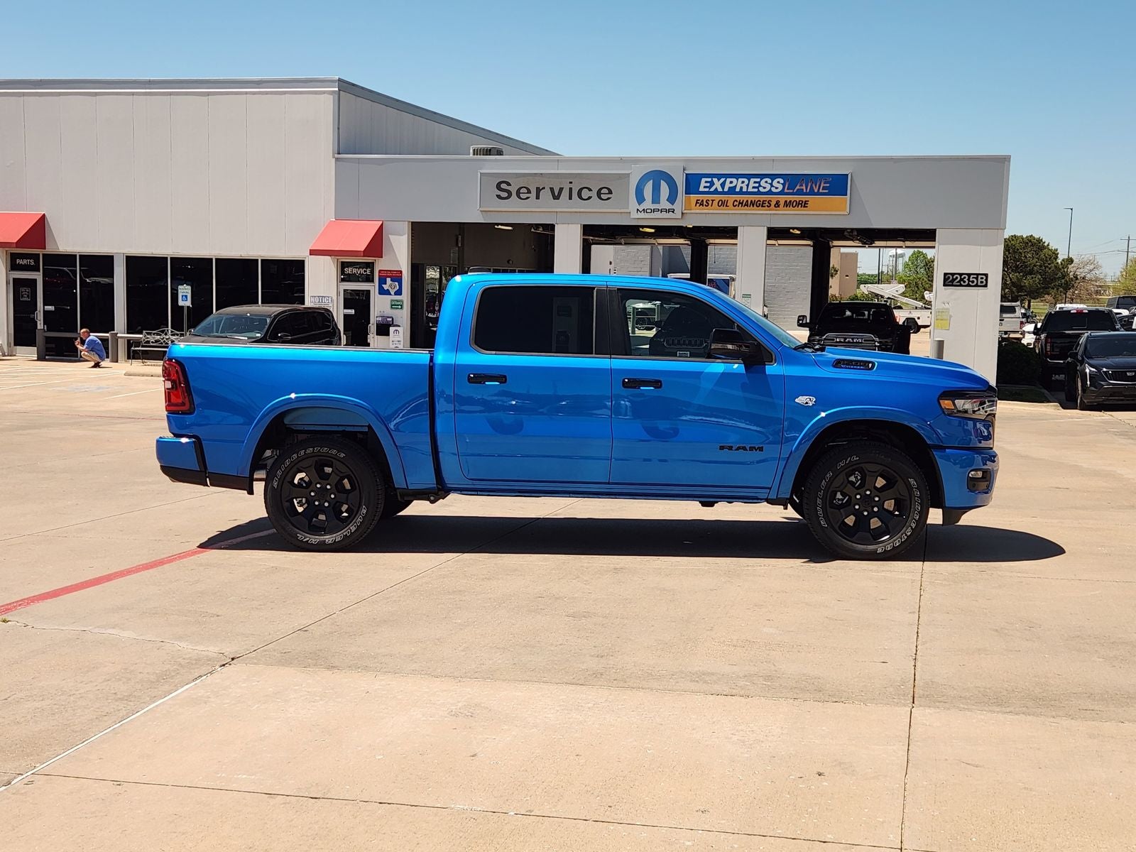 2026 RAM Ram 1500 RAM 1500 LONE STAR CREW CAB 4X4 5'7' BOX