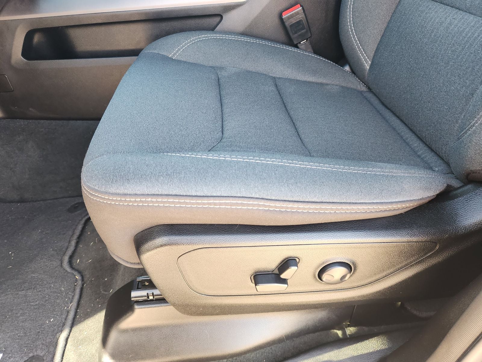 2022 RAM Ram 1500 Lone Star Crew Cab 4x4 5'7' Box